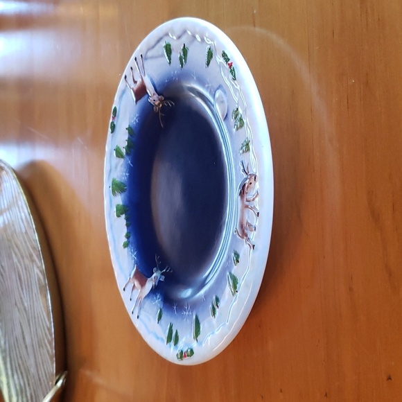 Reindeer Candle Holder Plate - Picture 2 of 5